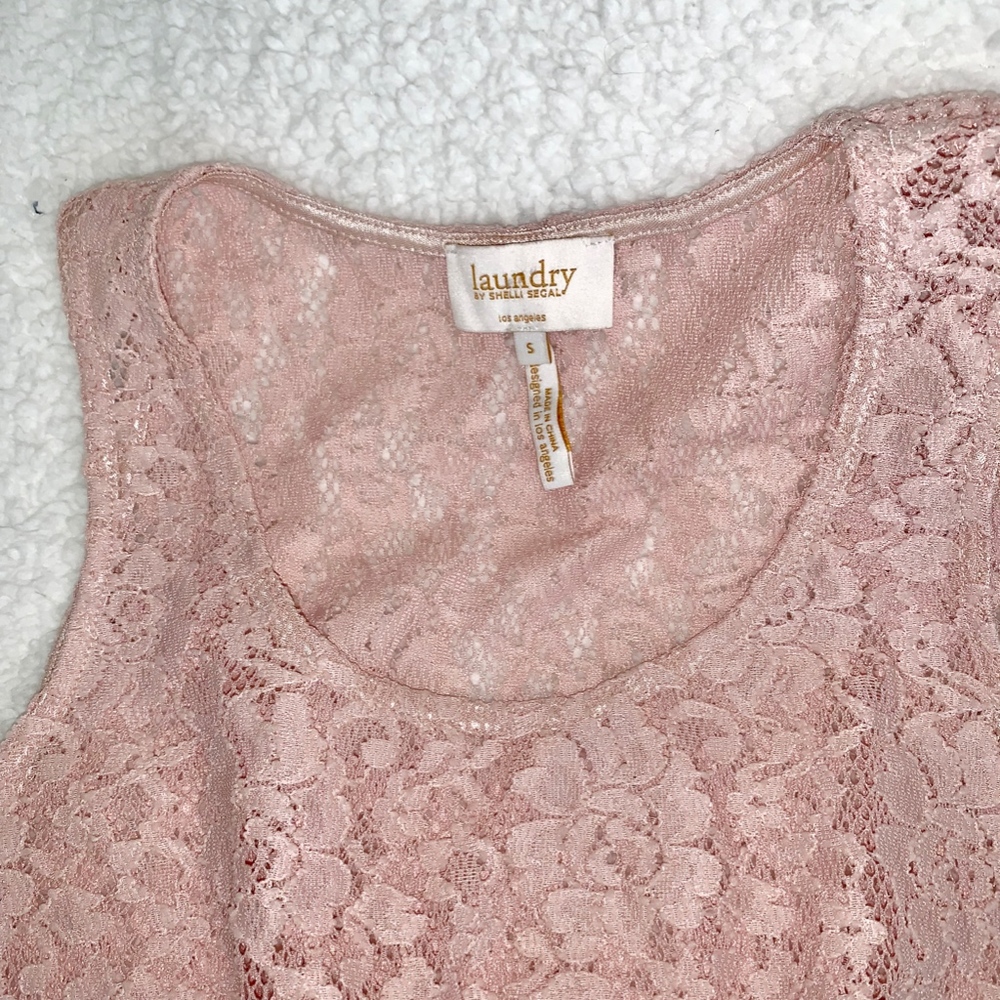 EUC- Laundry by Shelli Segal Sheer Lace Top! - Picture 5 of 5